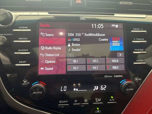 Used 2018 Toyota Camry XSE w/ Driver Assist Package FWD image 14