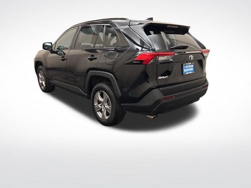 Used 2025 Toyota RAV4 XLE AWD/4WD image 8