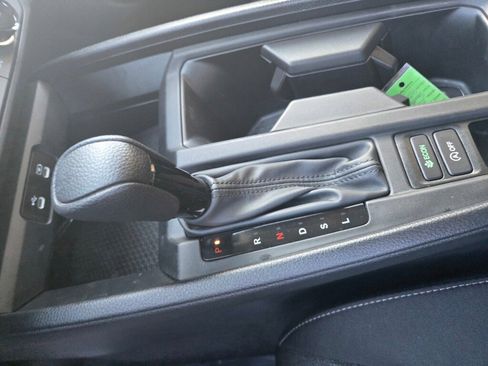 Certified 2023 Honda Accord EX image 17