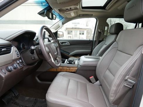 Used 2015 GMC Yukon Denali w/ Open Road Package AWD/4WD image 8