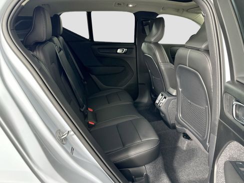 New 2026 Volvo XC40 B5 Ultra w/ Protection Package Premier image 25