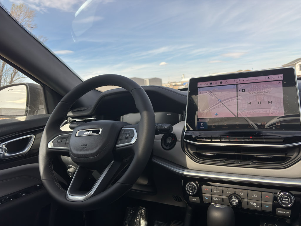 New 2026 Jeep Compass Limited w/ Sun, Sound & Navigation Group AWD/4WD image 23