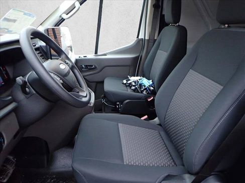 New 2026 Ford Transit 250 148 Medium Roof Extended AWD image 11
