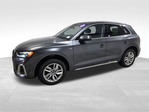 Used 2022 Audi Q5 2.0T Premium w/ Convenience Package image 17