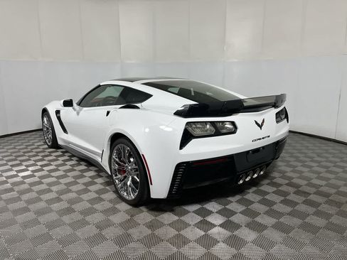 Used 2016 Chevrolet Corvette Z06 w/ 3LZ Preferred Equipment Group RWD image 6