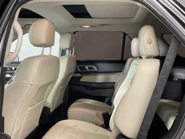 Used 2017 Ford Explorer Platinum AWD/4WD image 16
