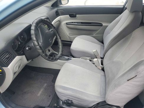 Used 2010 Hyundai Accent GS w/ Premium Pkg 3 FWD image 14