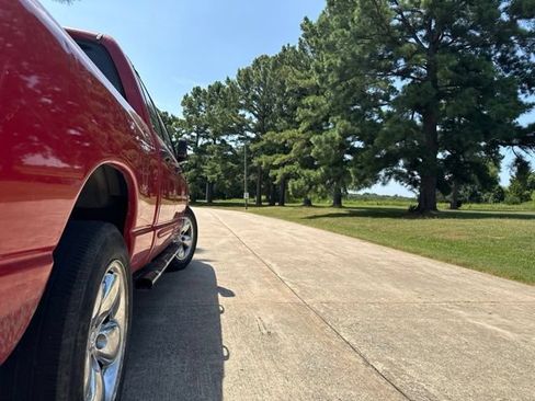 Used 2005 Dodge Ram 1500 Truck SLT RWD image 10