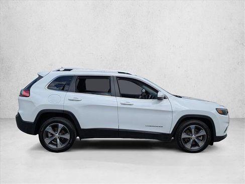 Used 2019 Jeep Cherokee Limited image 4
