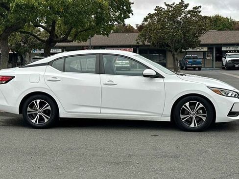 Used 2021 Nissan Sentra SV image 7