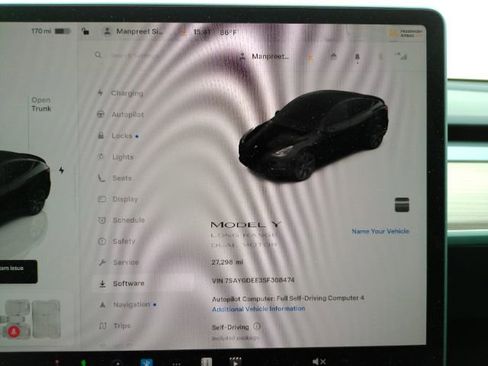 Used 2025 Tesla Model Y Long Range AWD/4WD image 39