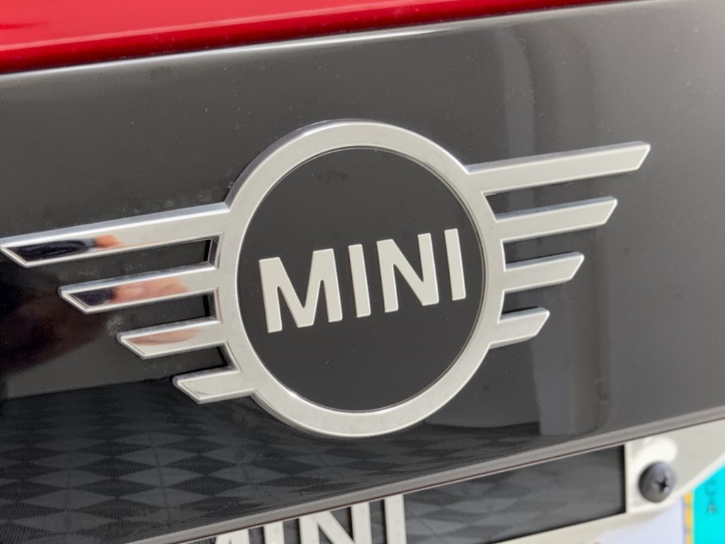 Certified 2024 MINI Cooper S FWD image 31