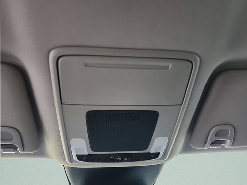 Certified 2024 Honda Pilot EX-L image 17