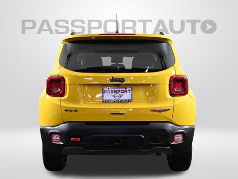Used 2019 Jeep Renegade Trailhawk AWD/4WD image 6