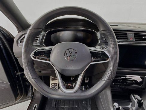 Certified 2024 Volkswagen Tiguan SE R-Line AWD/4WD image 11