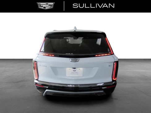 New 2027 Cadillac Vistiq Sport AWD/4WD image 5
