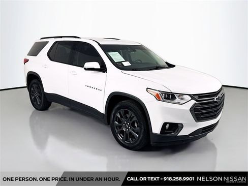 Used 2019 Chevrolet Traverse RS w/ LPO, Cargo Package image 3