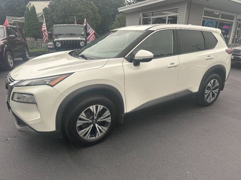 Used 2021 Nissan Rogue SV AWD/4WD image 11