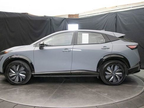 Used 2024 Nissan Ariya AWD image 9