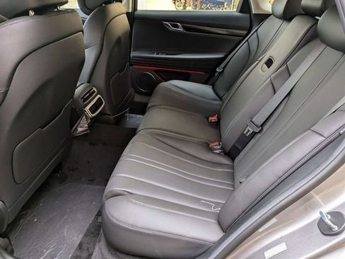 Used 2025 Genesis G80 2.5T AWD/4WD image 11