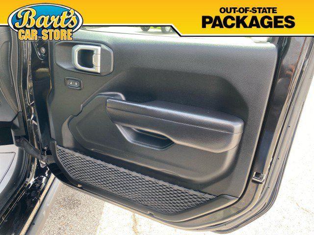 Used 2020 Jeep Gladiator Sport w/ Quick Order Package 23S AWD/4WD image 13