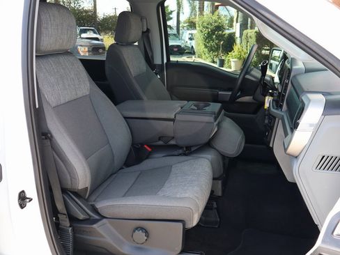 Used 2021 Ford F150 XLT image 44