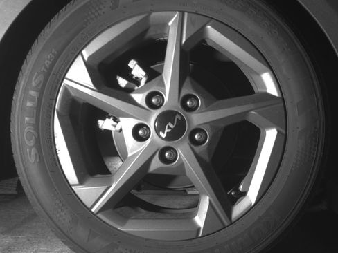 Used 2025 Kia K4 LXS image 15