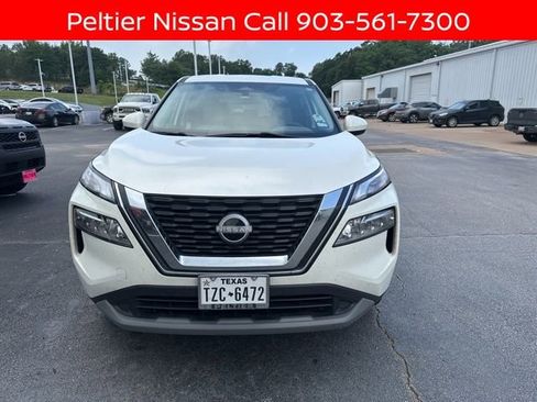 Certified 2023 Nissan Rogue SV FWD image 8