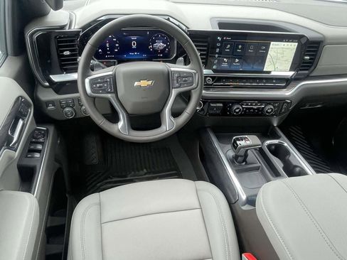 New 2026 Chevrolet Silverado 1500 LTZ w/ Z71 Off-Road Package image 9