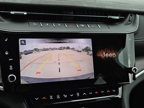 New 2026 Jeep Grand Cherokee L 2WD image 25