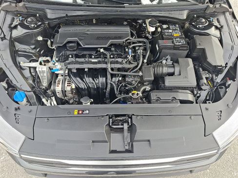 Used 2025 Kia K4 LXS image 28