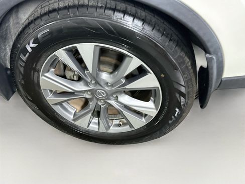 Used 2016 Nissan Murano SL w/ SL Technology Package FWD image 11