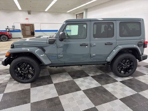 Used 2025 Jeep Wrangler Sahara 4xe w/ Safety Group image 4