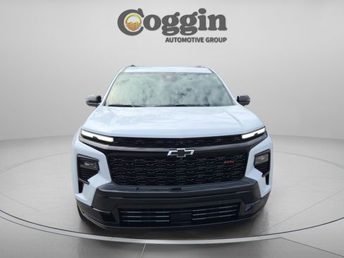 New 2026 Chevrolet Traverse RS w/ LPO, Floor Liner Package image 8