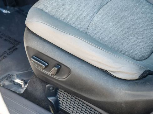 Used 2024 Toyota Sienna LE image 25