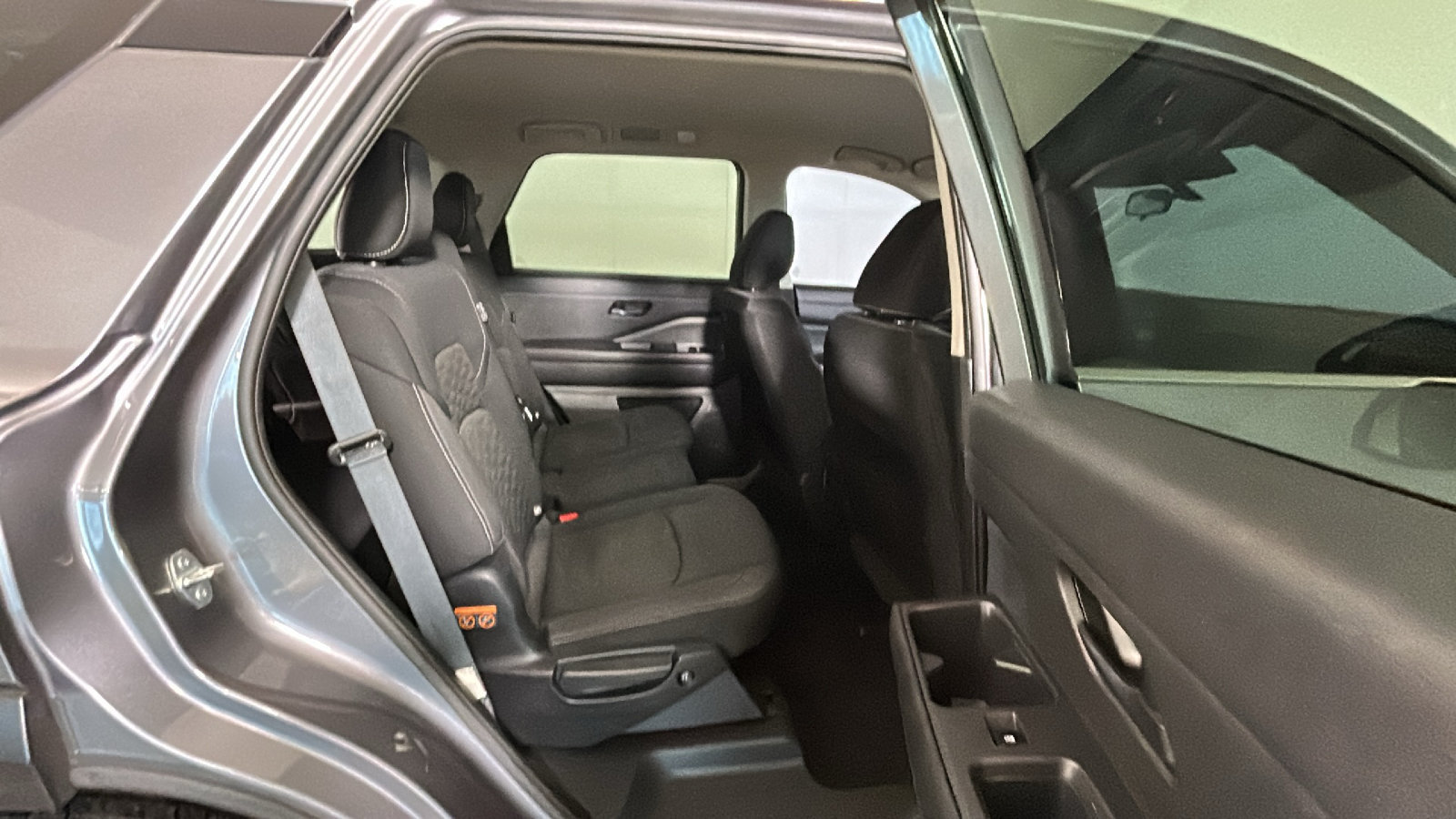 Used 2023 Nissan Pathfinder S AWD/4WD image 36