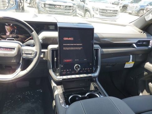 New 2026 GMC Yukon XL Elevation AWD/4WD image 14