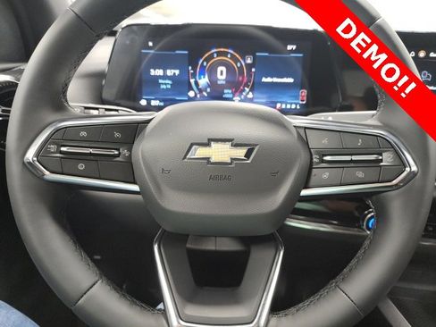 New 2026 Chevrolet Equinox LT w/ Convenience Package II image 19