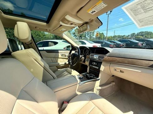 Used 2014 Mercedes-Benz E 350 Sedan w/ Premium 1 Package image 22
