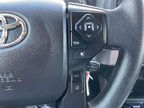Used 2021 Toyota Tacoma SR w/ SR Convenience Package image 27
