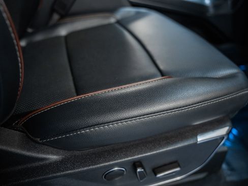 Certified 2023 Ford F150 Lariat w/ Equipment Group 502A High image 44