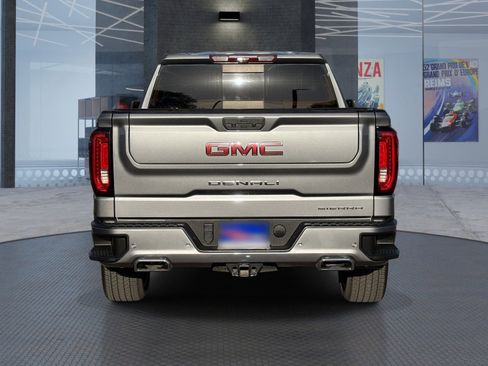 Certified 2022 GMC Sierra 1500 Denali w/ Denali Reserve Package AWD/4WD image 5