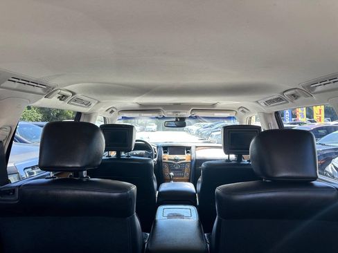 Used 2014 INFINITI QX80 4WD w/ Theater Package image 18