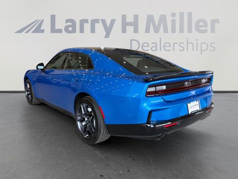 New 2026 Dodge Charger R/T AWD/4WD image 3