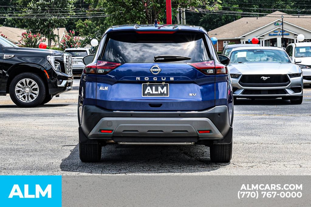 Used 2023 Nissan Rogue SV FWD image 11