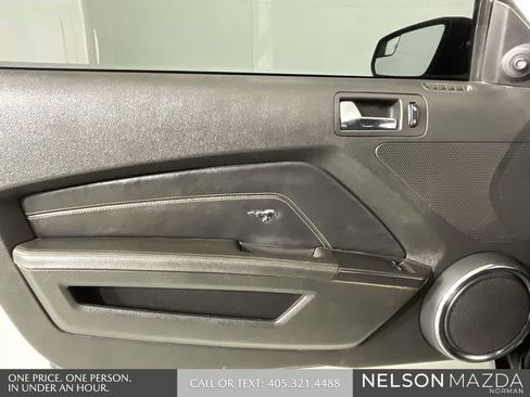 Used 2013 Ford Mustang GT Premium w/ Electronics Pkg image 16