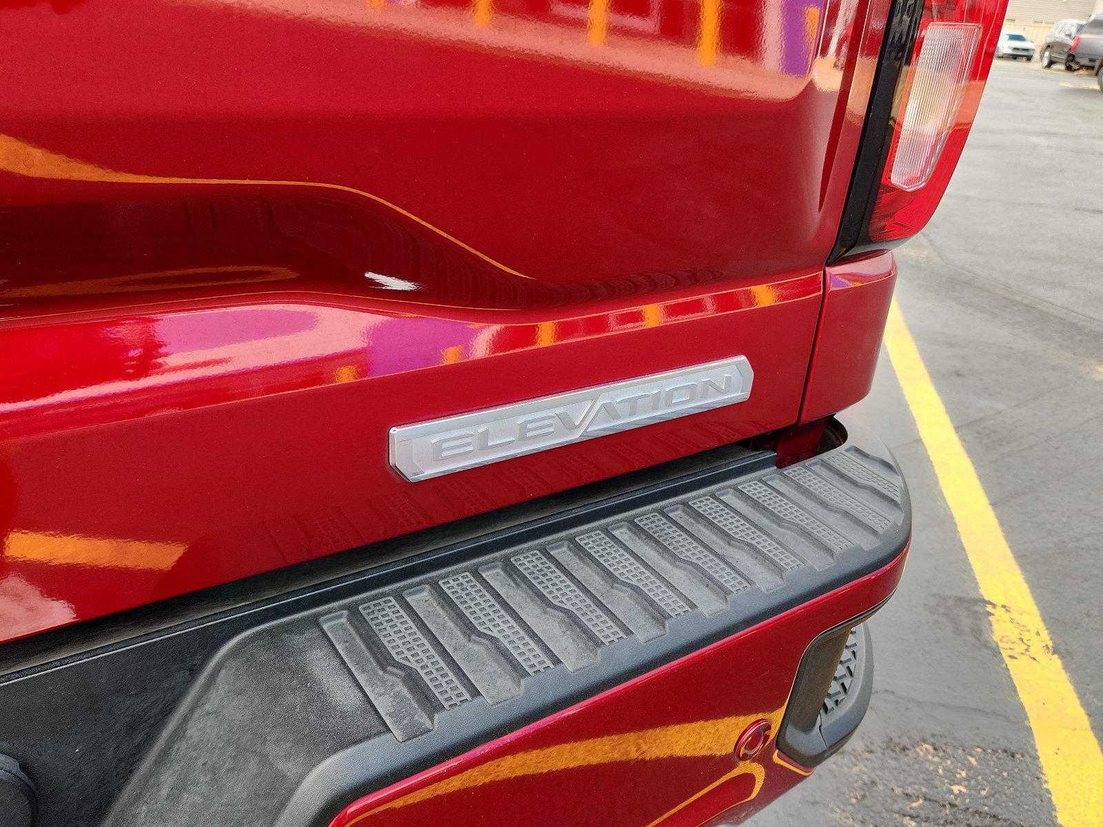 Used 2024 GMC Sierra 1500 Elevation w/ Elevation Premium Package AWD/4WD image 10