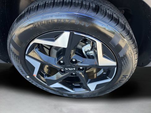 New 2026 Kia Seltos EX image 11