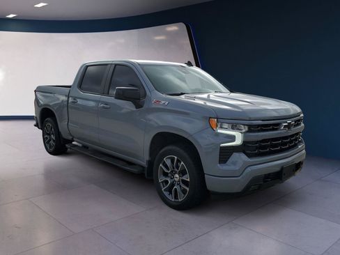 Used 2024 Chevrolet Silverado 1500 RST AWD/4WD image 7