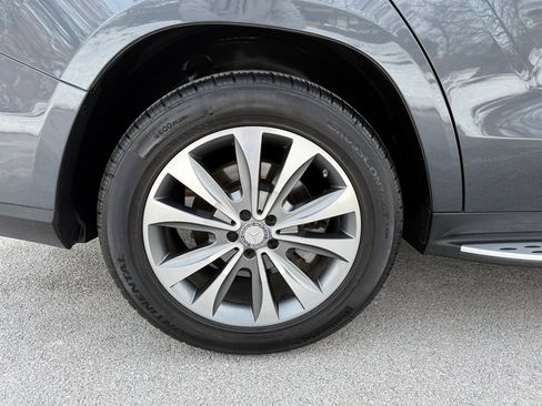 Used 2016 Mercedes-Benz GL 450 4MATIC w/ Premium I Package image 27